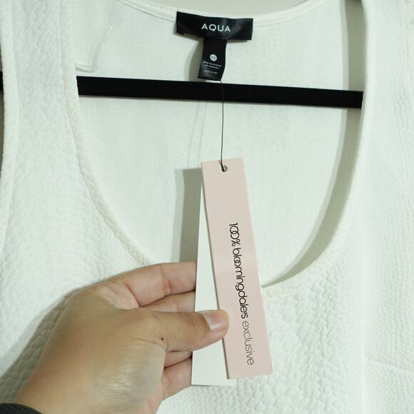 NWT AQUA Womens Sheath Dress Scoop Neck Snakeskin Textured White Size XS - Picture 3 of 9